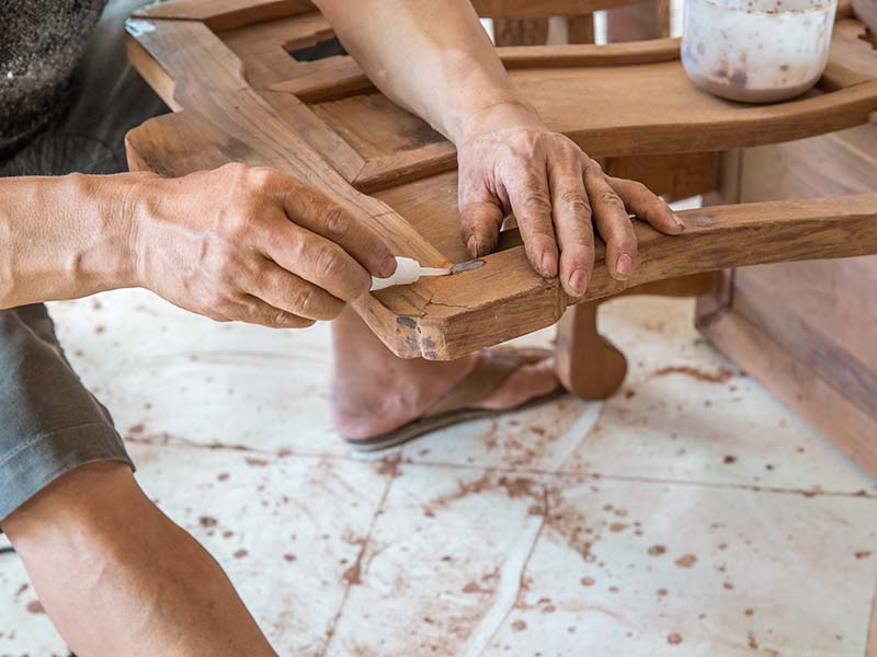 宿豫旧家具改色翻新方法